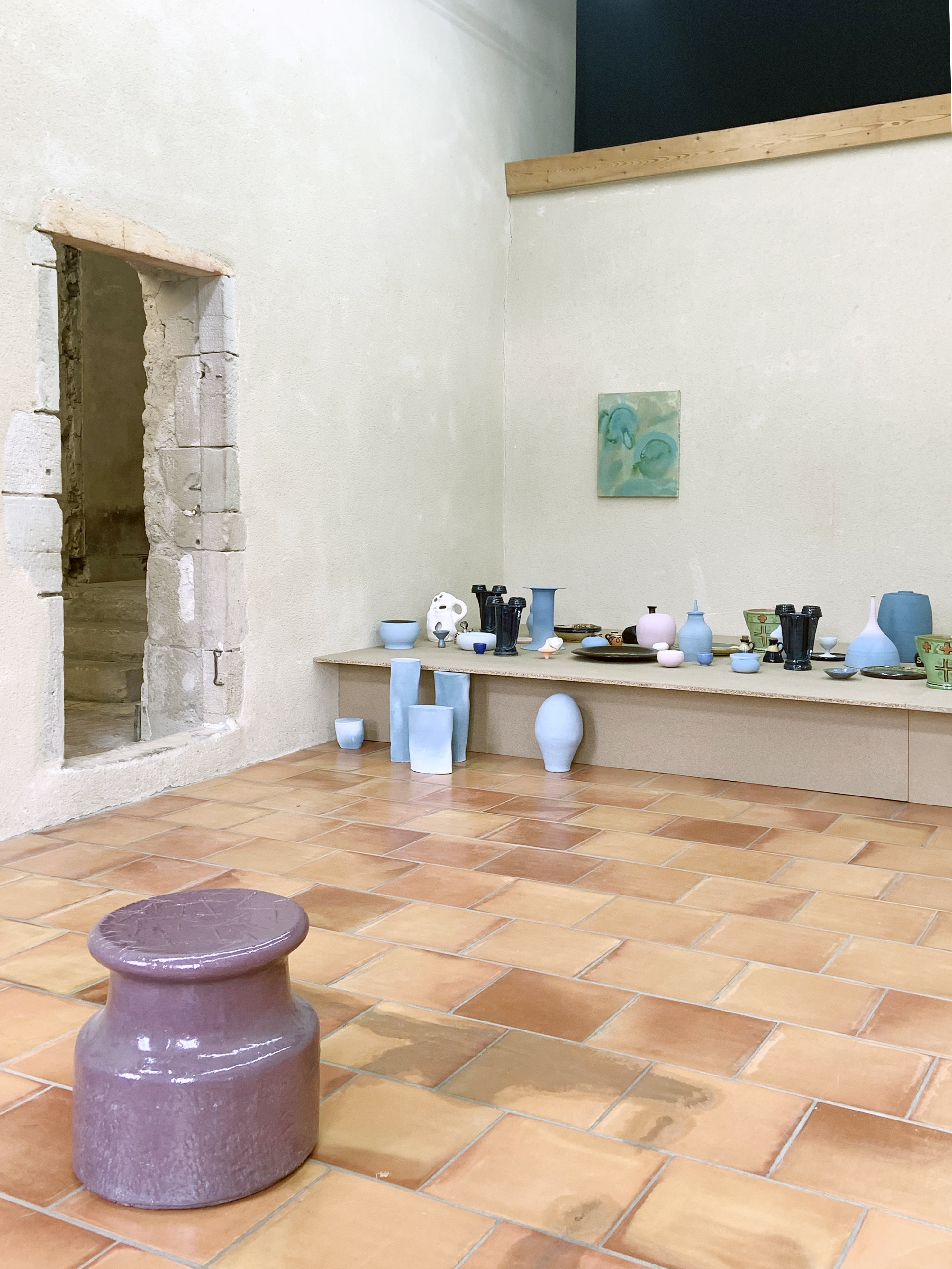 Cet élixir, annual show 2019 at Moly-Sabata - Photo Ugnius Gelguda (25) Artworks by Anne Dangar, Johan Creten, Phoebe Unwin and Étienne Mauroy